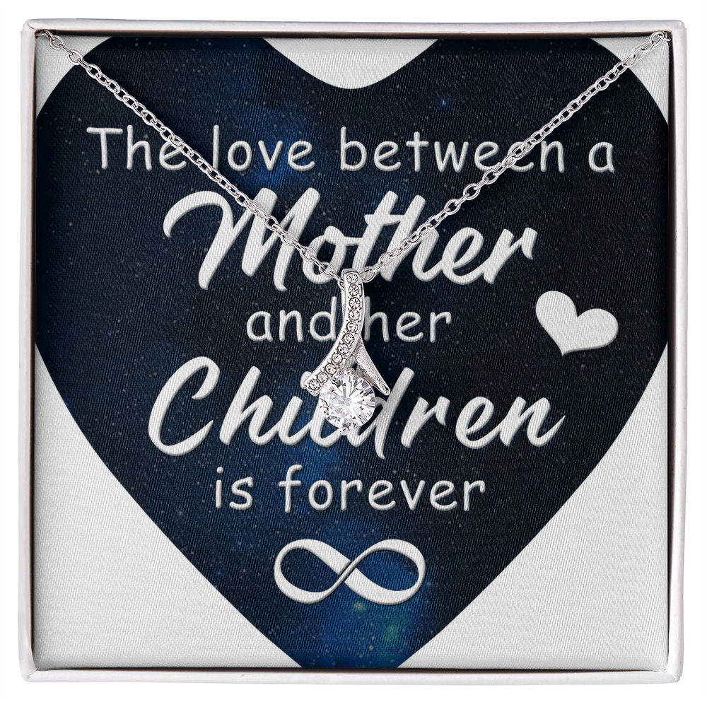 Alluring Beauty Necklace: The Love Between A Mother