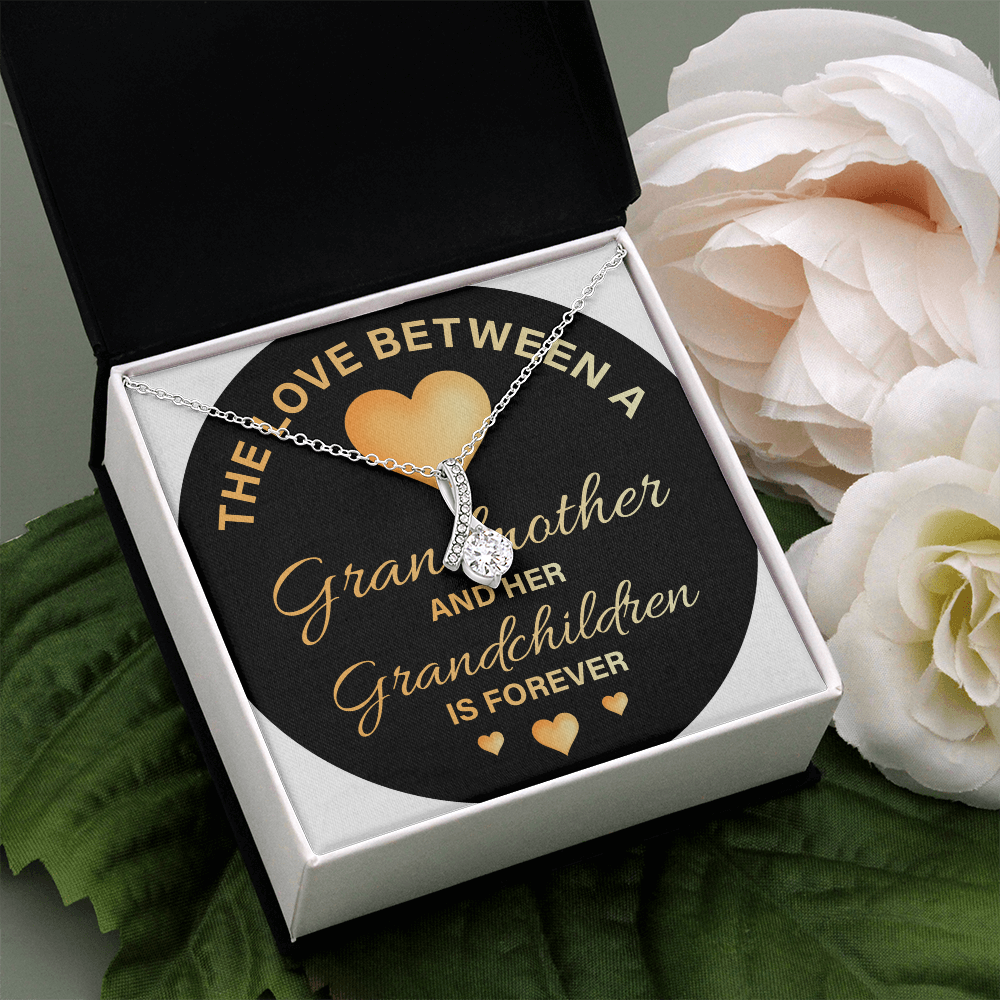 Alluring Beauty Necklace:The Love Between A Grandmother and Grandchildren