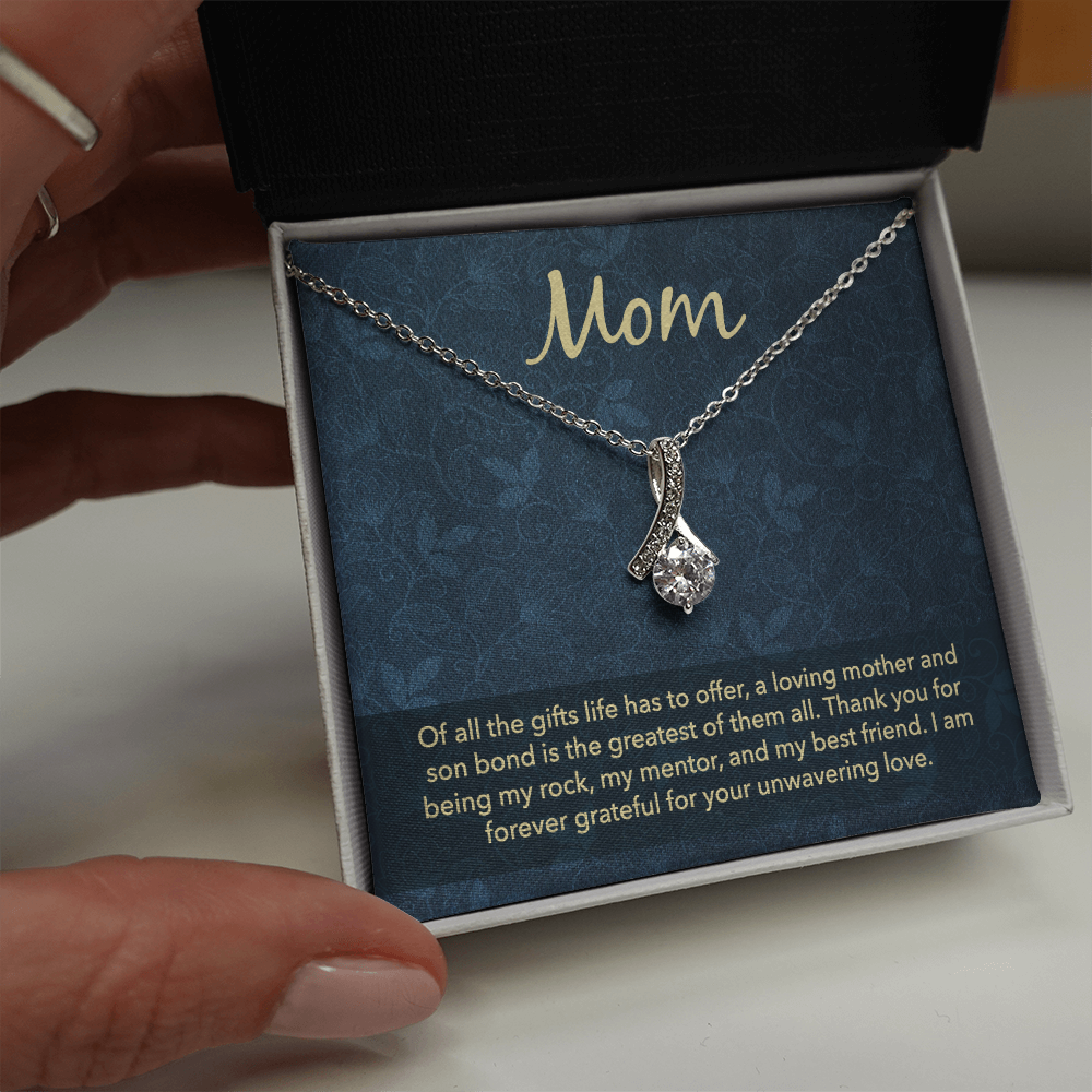 Alluring Beauty Necklace: Mom Unwavering Love