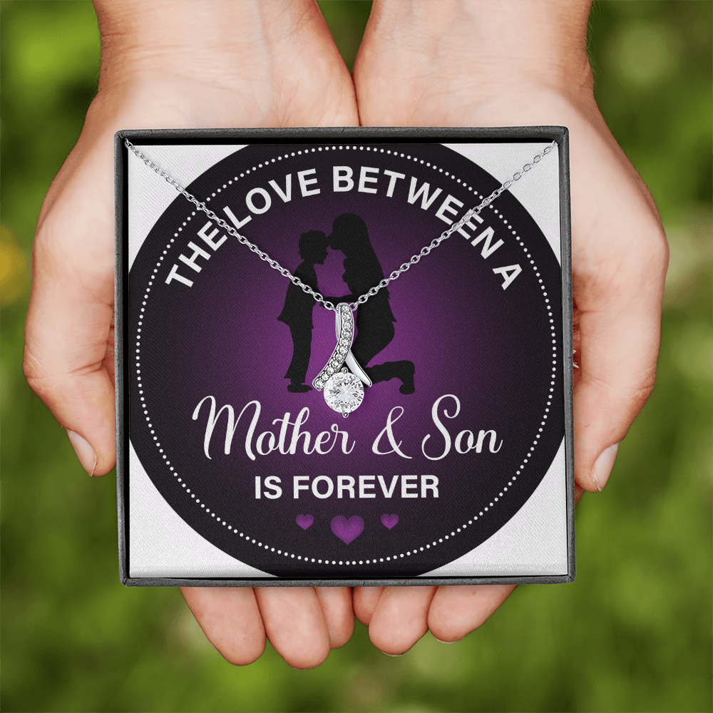 Alluring Beauty Necklace:The Between Mother and Son