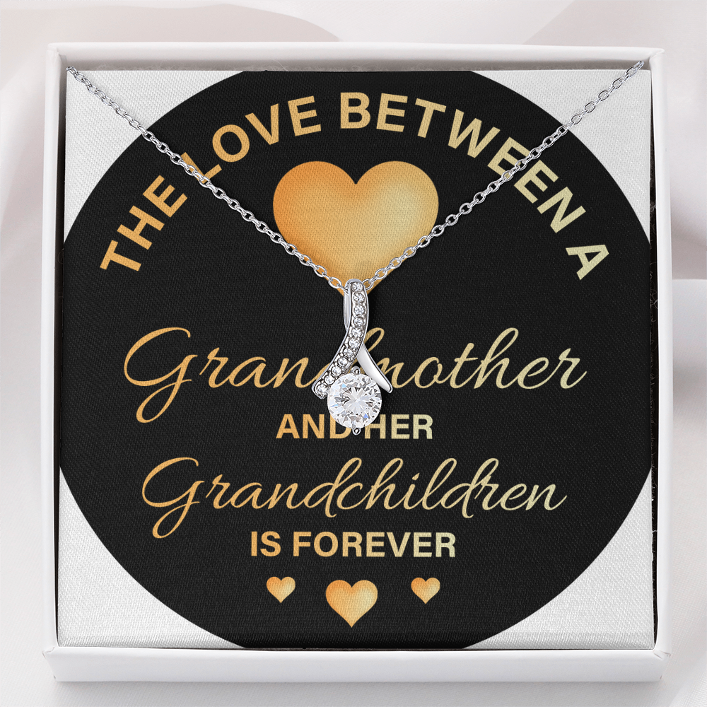 Alluring Beauty Necklace:The Love Between A Grandmother and Grandchildren