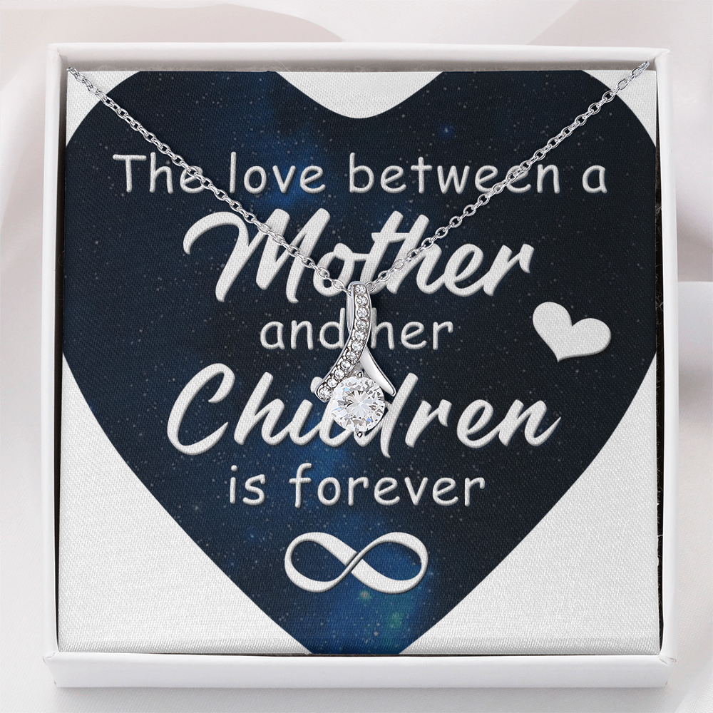 Alluring Beauty Necklace: The Love Between A Mother