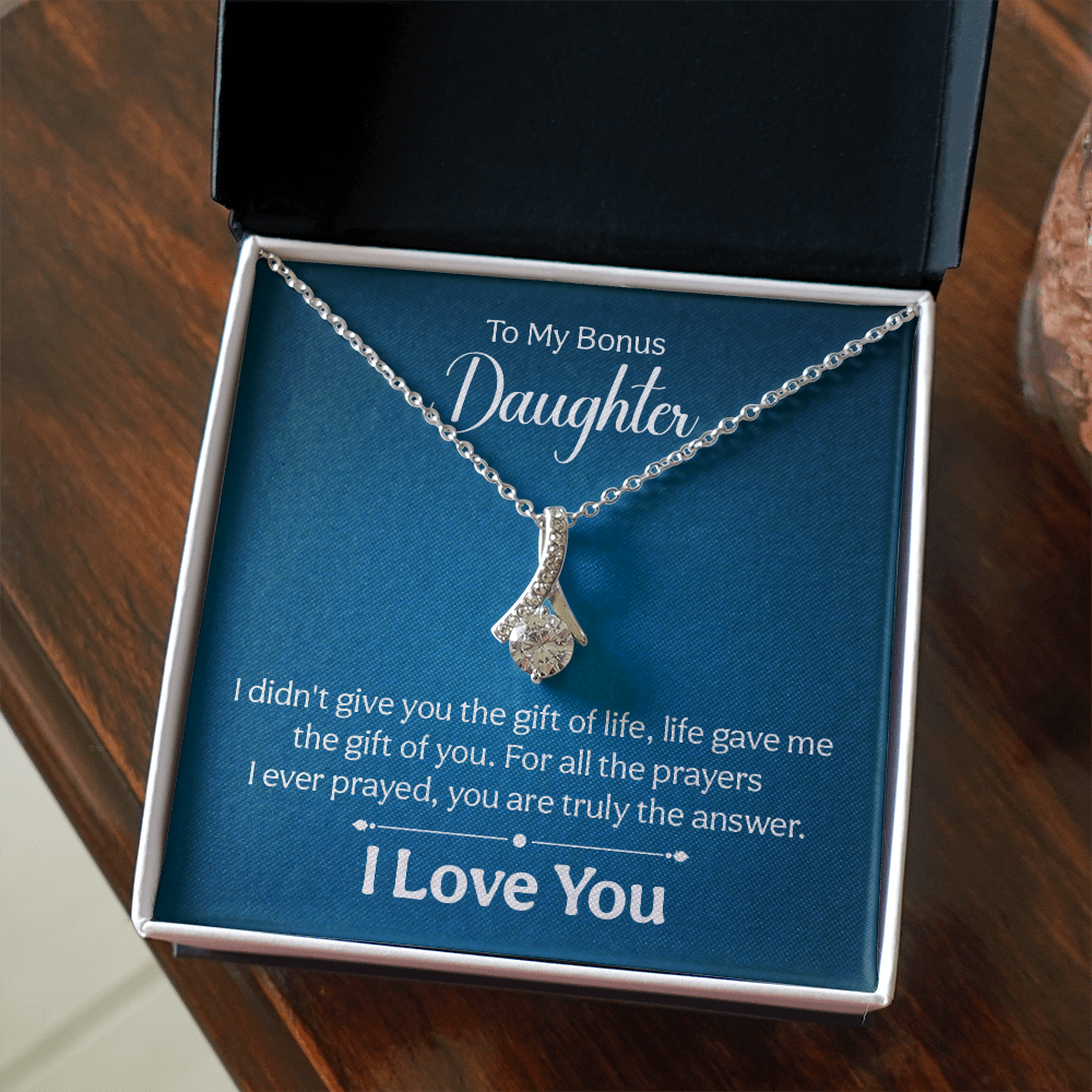 Alluring Beauty Necklace : To My Bonus Daughter