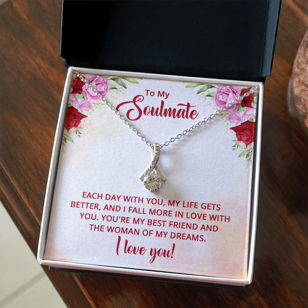 Alluring Beauty Necklace:To My Soulmate Each Day With You