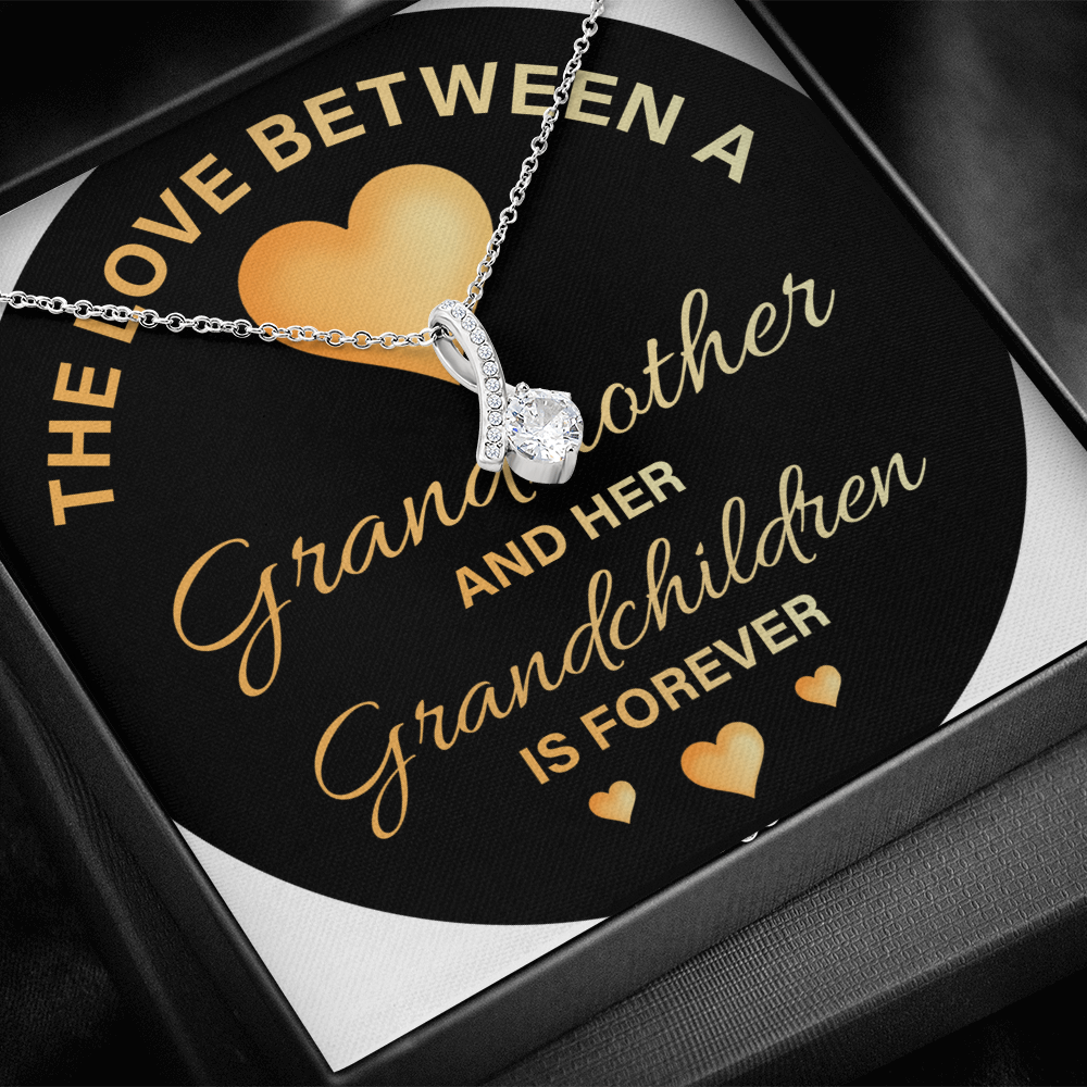 Alluring Beauty Necklace:The Love Between A Grandmother and Grandchildren