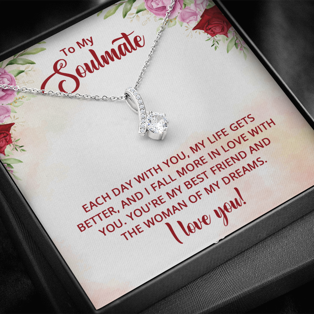 Alluring Beauty Necklace:To My Soulmate Each Day With You