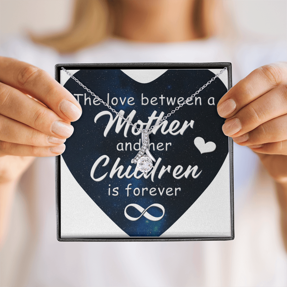 Alluring Beauty Necklace: The Love Between A Mother