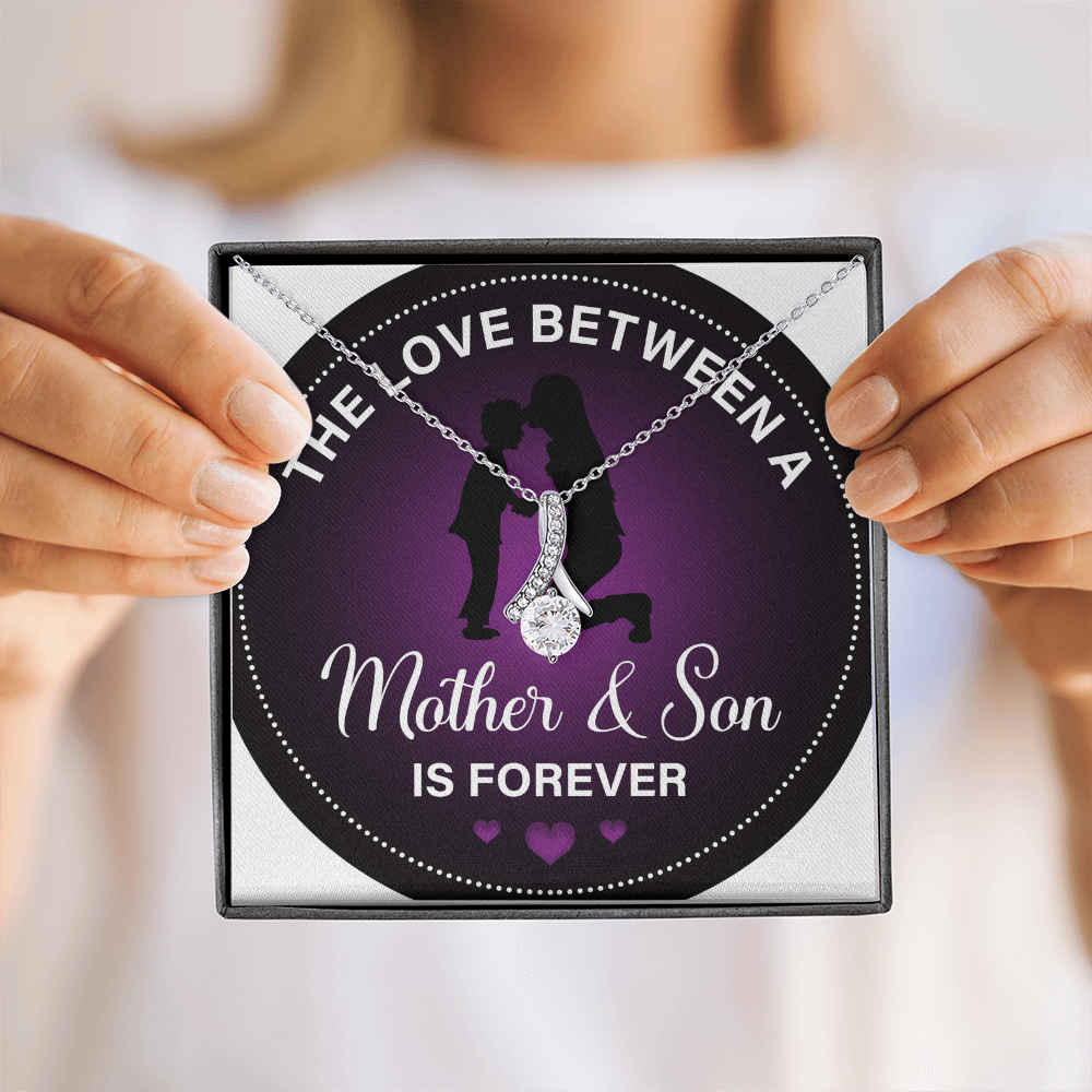 Alluring Beauty Necklace:The Between Mother and Son