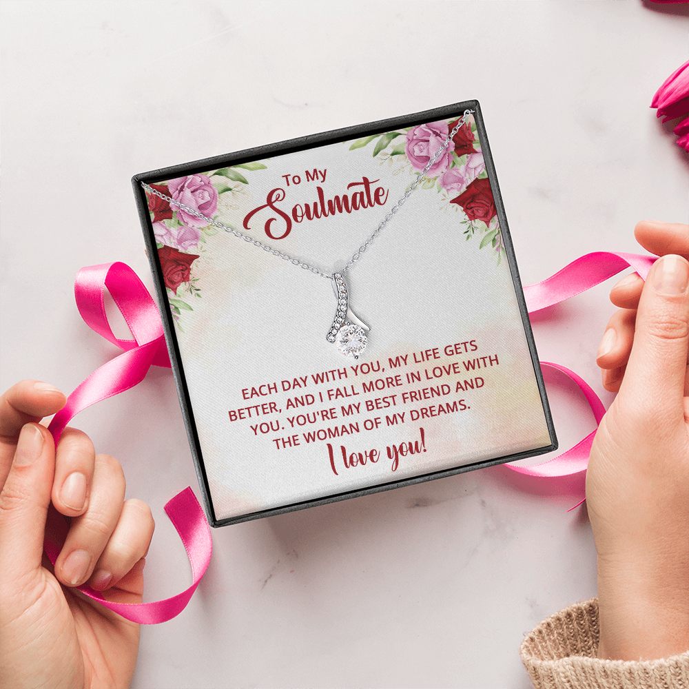 Alluring Beauty Necklace:To My Soulmate Each Day With You