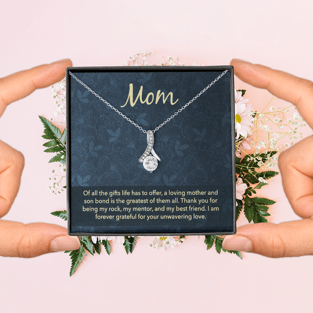 Alluring Beauty Necklace: Mom Unwavering Love