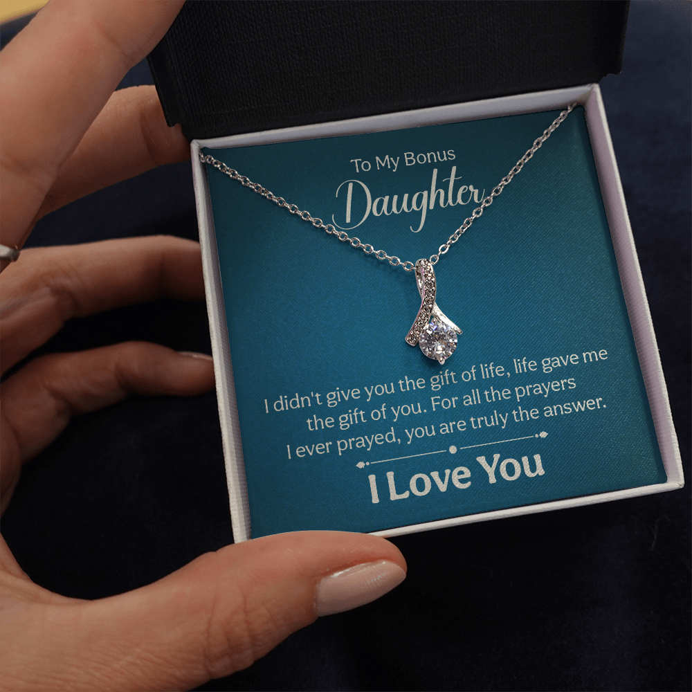 Alluring Beauty Necklace : To My Bonus Daughter