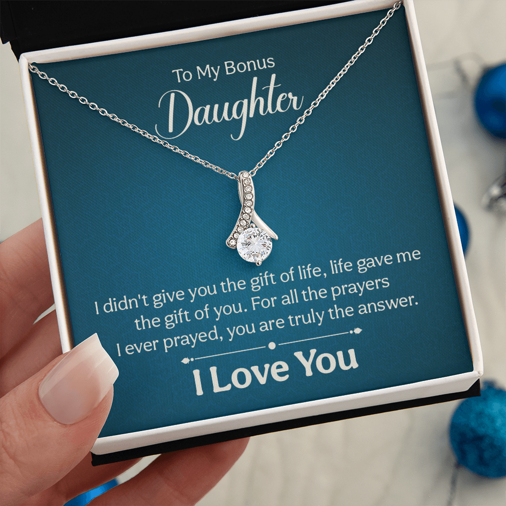 Alluring Beauty Necklace : To My Bonus Daughter
