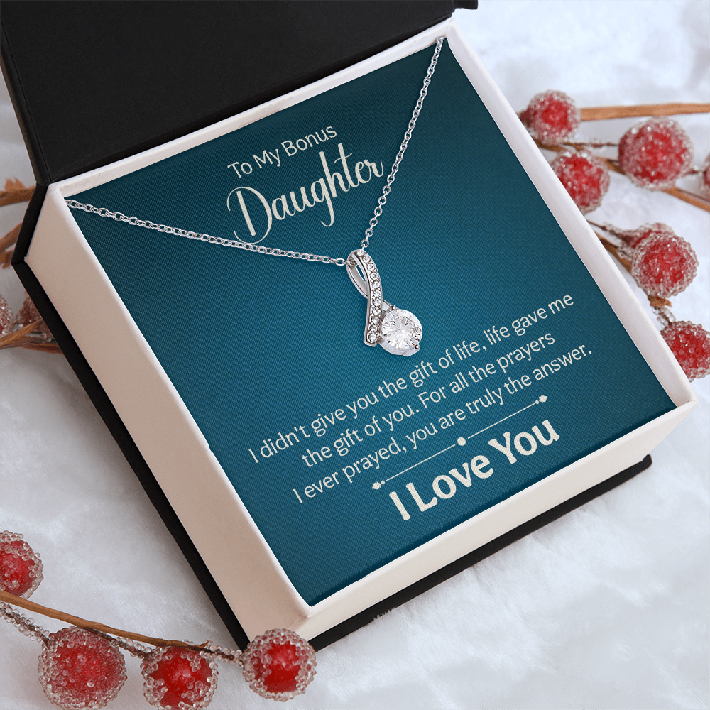 Alluring Beauty Necklace : To My Bonus Daughter