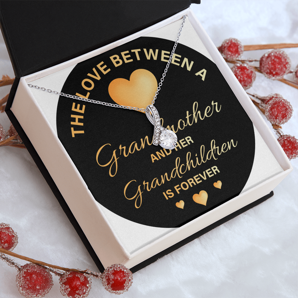 Alluring Beauty Necklace:The Love Between A Grandmother and Grandchildren