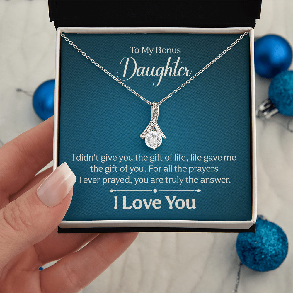 Alluring Beauty Necklace : To My Bonus Daughter