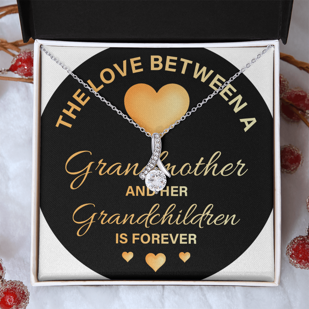Alluring Beauty Necklace:The Love Between A Grandmother and Grandchildren