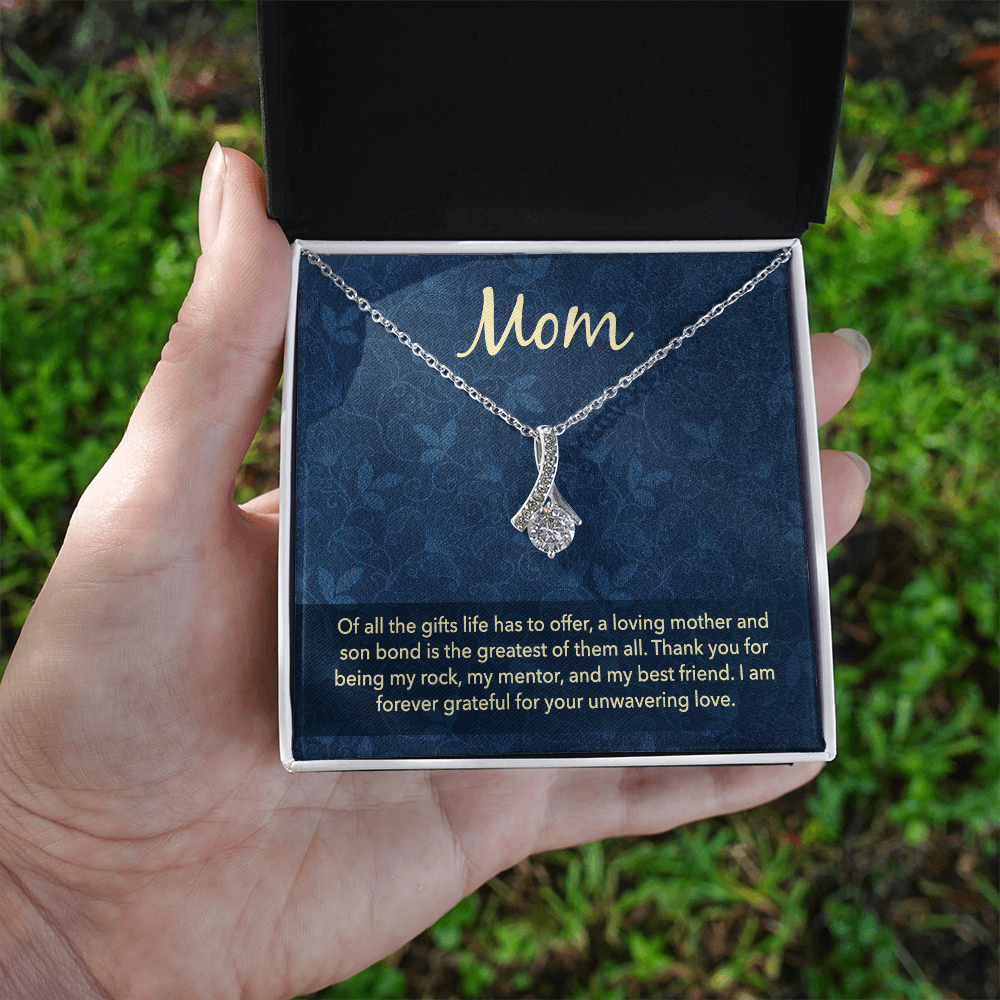 Alluring Beauty Necklace: Mom Unwavering Love
