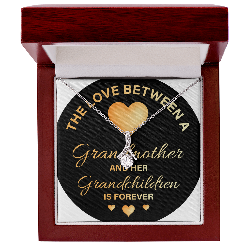 Alluring Beauty Necklace:The Love Between A Grandmother and Grandchildren