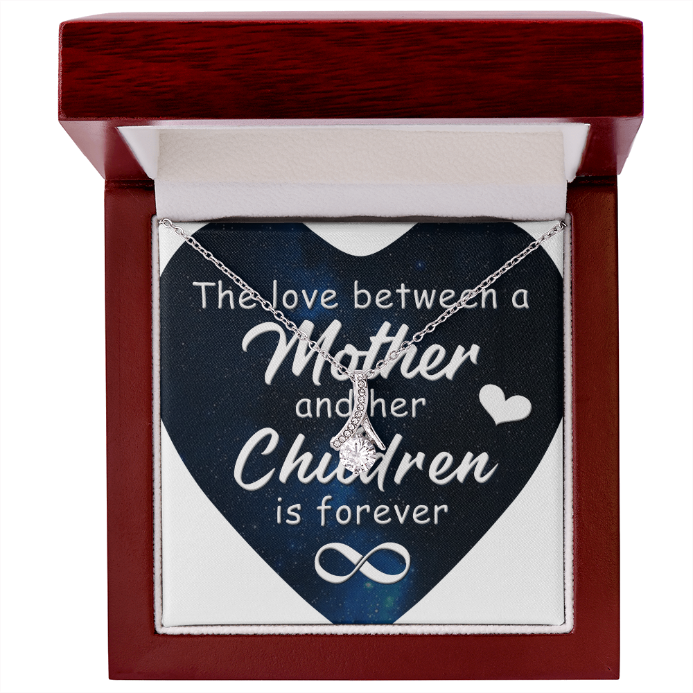 Alluring Beauty Necklace: The Love Between A Mother