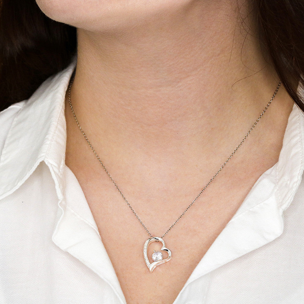Forever Love Necklace: To My Daughter Good Luck