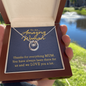 Lucky In Love Necklace:To An Amazing Woman Mum