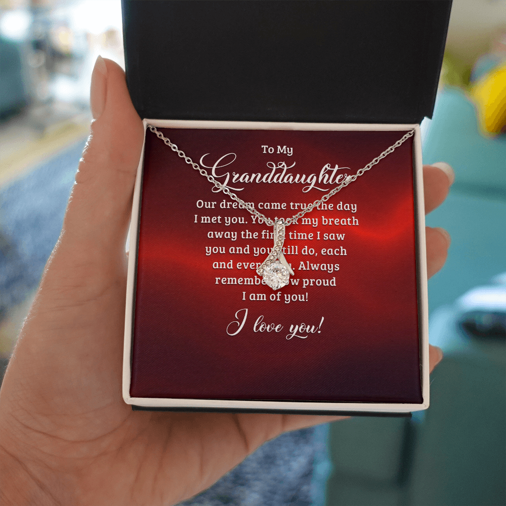 Alluring Beauty Necklace:To My Granddaughter I Love You