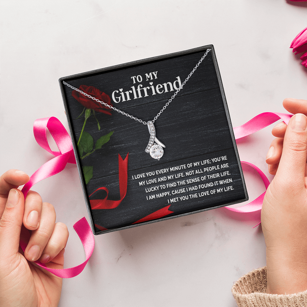 Alluring Beauty Necklace:To My Girlfriend I Love You Every Minute