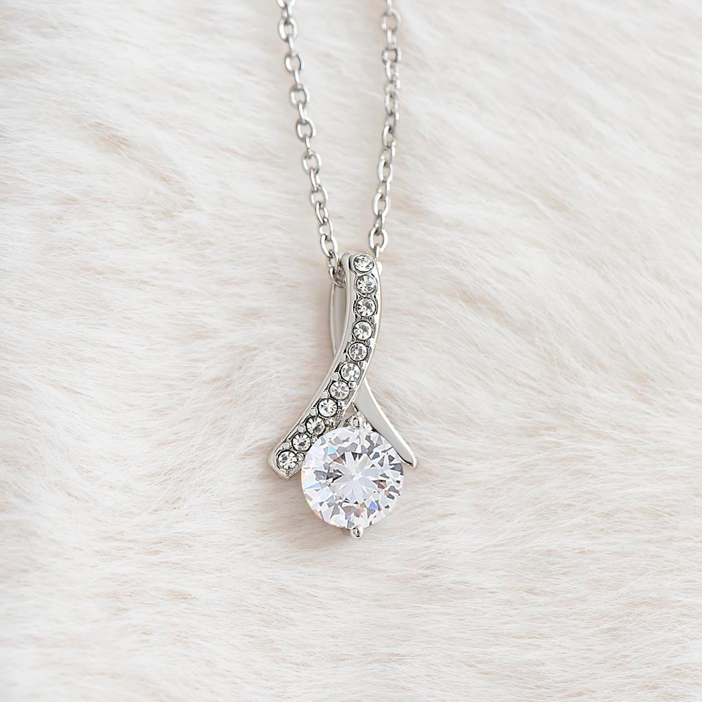 Alluring Beauty Necklace:To My Girlfriend I Love You Every Minute