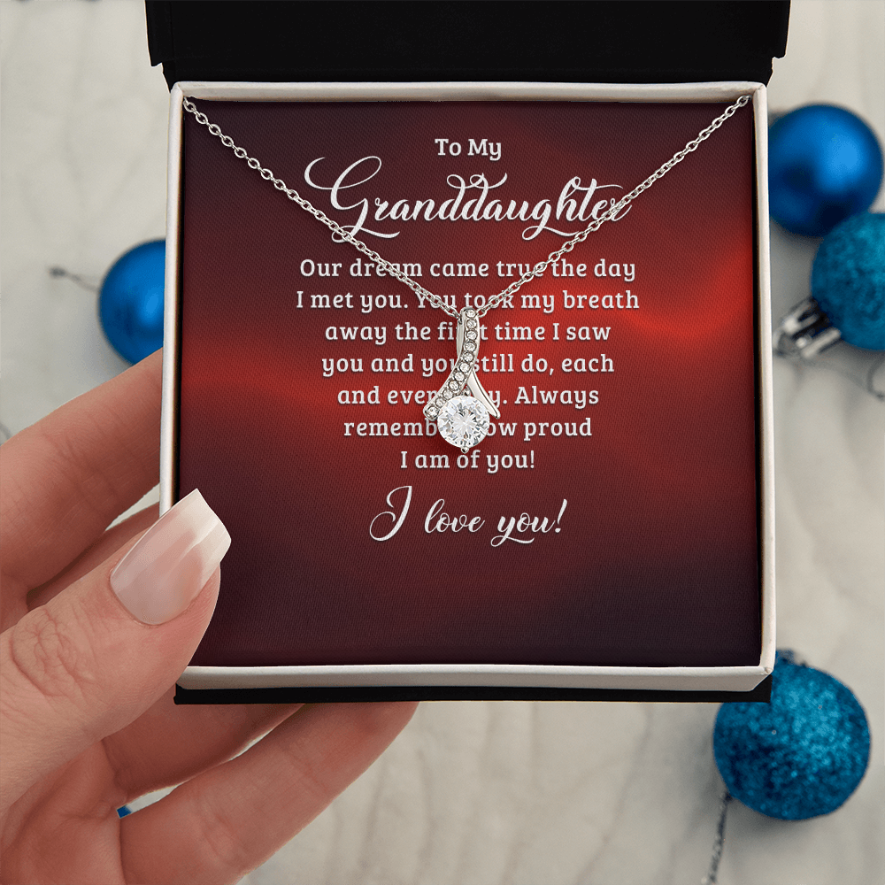 Alluring Beauty Necklace:To My Granddaughter I Love You