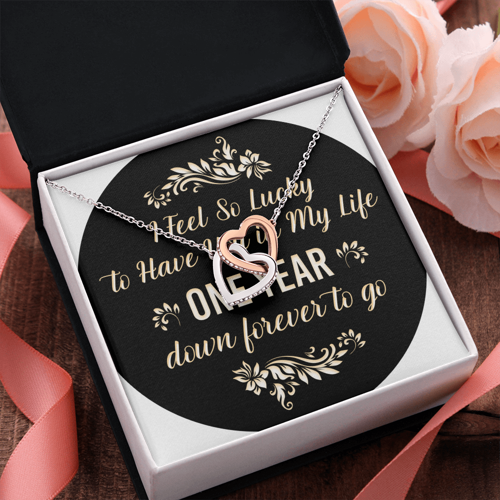 Interlocking Hearts Necklace: I Feel So Lucky To  Have You