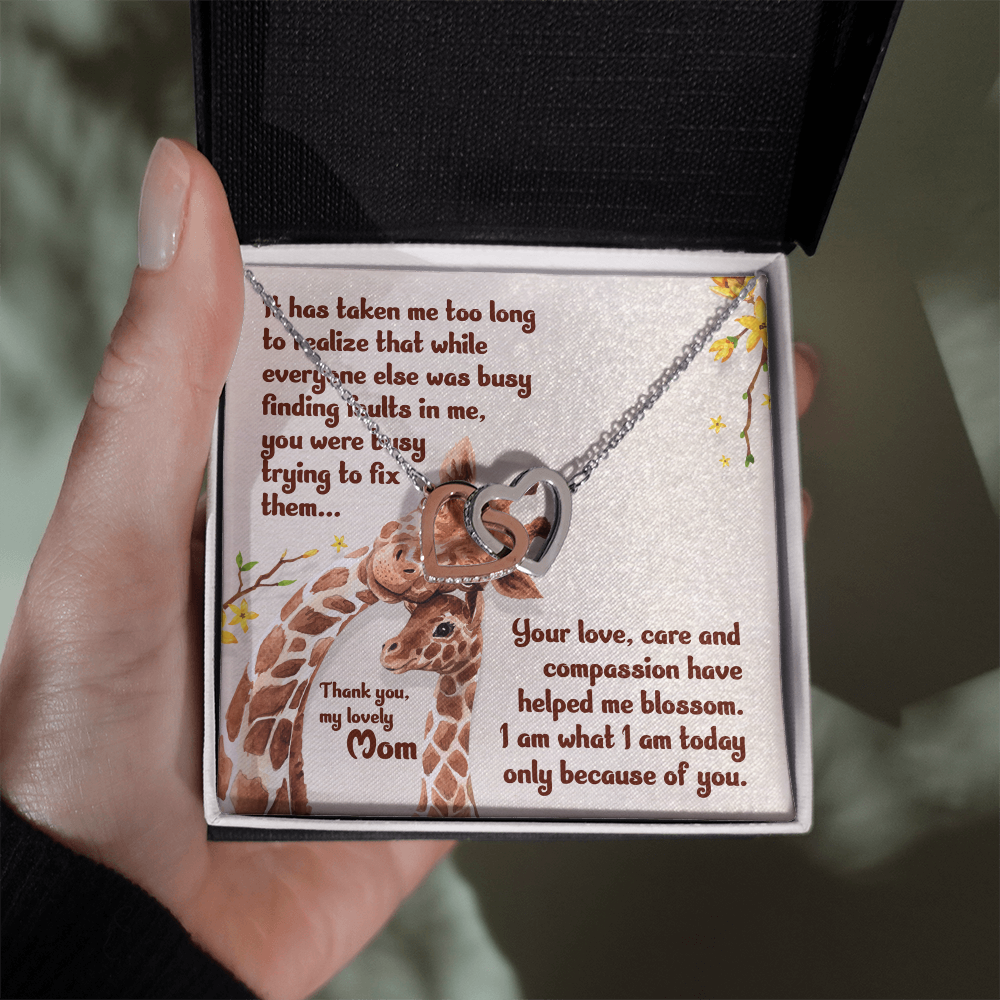 Interlocking Hearts Necklace : Thank You My Loving Mom
