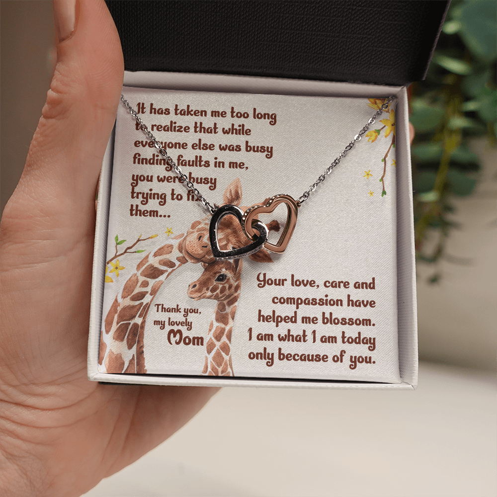Interlocking Hearts Necklace : Thank You My Loving Mom