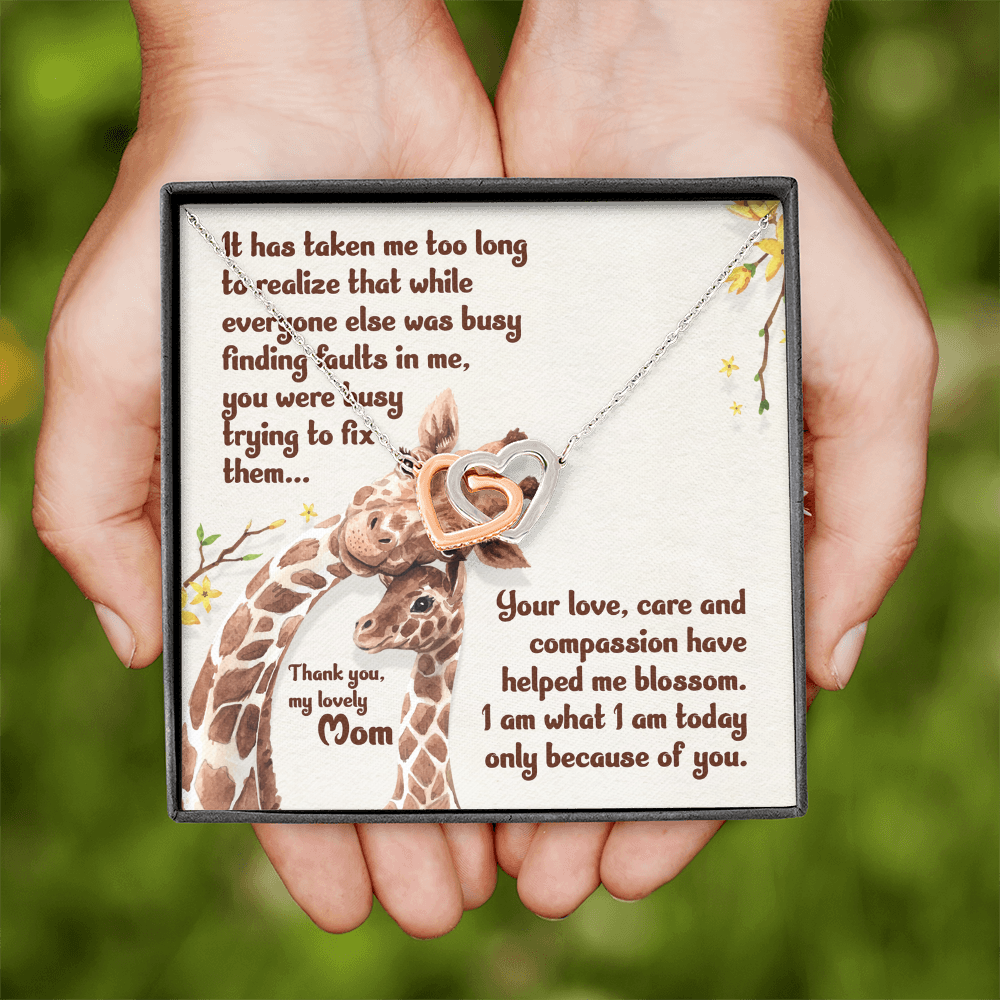 Interlocking Hearts Necklace : Thank You My Loving Mom