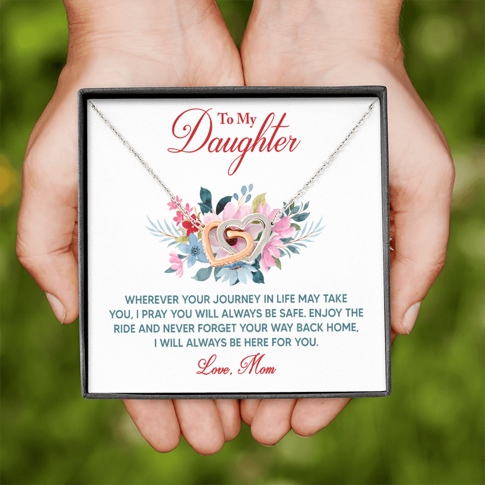 Interlocking Hearts Necklace: Love Mom