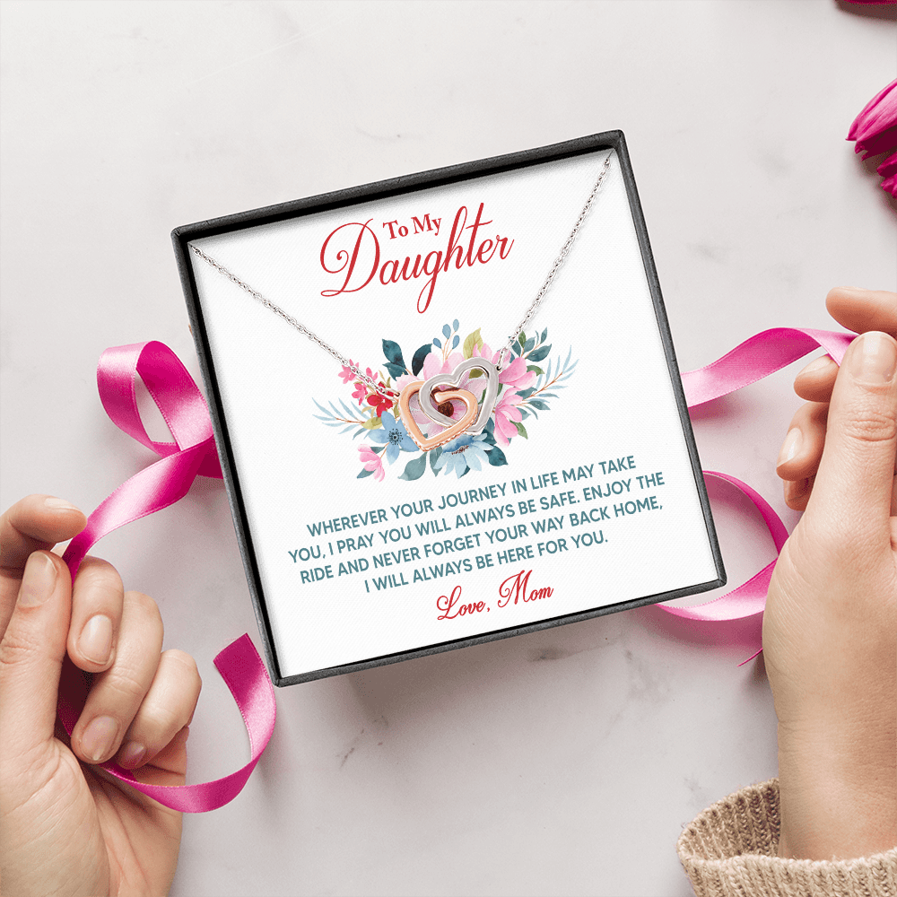 Interlocking Hearts Necklace: Love Mom