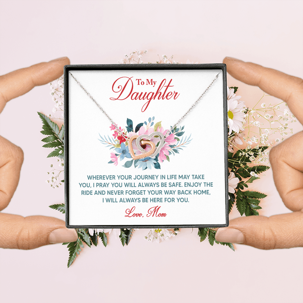 Interlocking Hearts Necklace: Love Mom