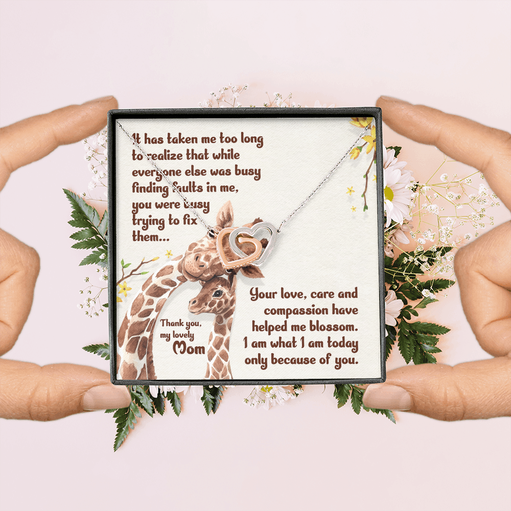 Interlocking Hearts Necklace : Thank You My Loving Mom