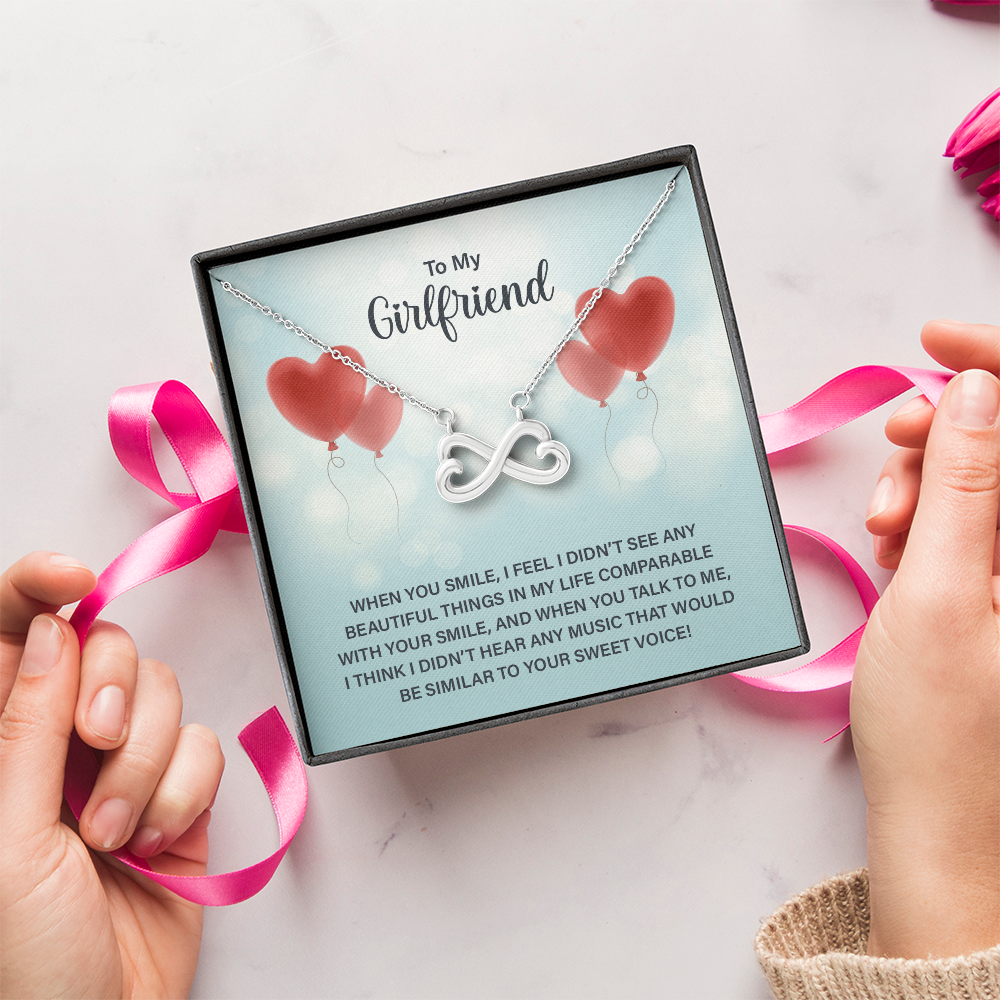 Endless Love Necklace:To My Girlfriend When You Smile